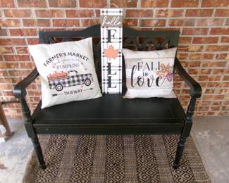GREAT BLACK BENCH
