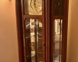 Stunning Ridgeway Grand Father clock.