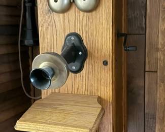 Antique Oak crank phone.