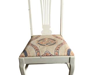 620 - Wooden Chair - 38.5 x 17.5 x 18