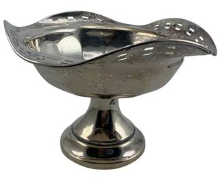 637 - Silverplated Dish - 6.5 x 8.5