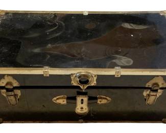 1137 - Trunk 12"x38"x16" (Description): A trunk measuring 12 inches high by 38 inches wide by 16 inches deep.