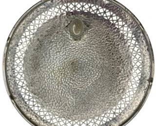 266 - Silverplate Platter 9.5" (Description): A silverplate platter featuring a decorative pierced border and textured center surface. Measures 9.5 inches in diameter.
