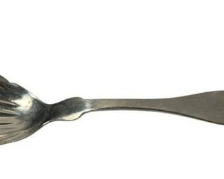 2003 - Coin Silver Spoon 6" 17.8g (Description): Coin silver spoon featuring a decorative shell-shaped bowl and fiddle handle with engraved monogram. Measures 6 inches in length.