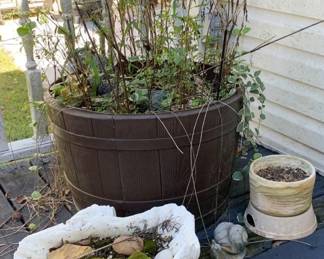 71 - Assorted Planters
