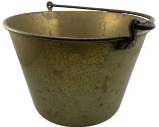 496 - Brass Bucket w/ Handle - 9 x 12 x 15