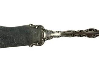 2029 - Gorham Strasbourg Master Butter Knife 38.6g (Description): Gorham sterling silver serving knife featuring an ornate handle with scrolled detailing. Measures 6.5 inches in length.