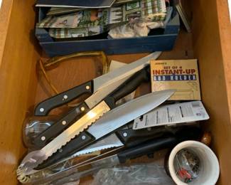 122 - Drawer Lot