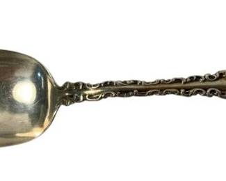 2024 - Whiting Louis XV Sterling Serving Spoon 49.6g (Description): Sterling silver spoon featuring an ornate handle with decorative scrollwork.