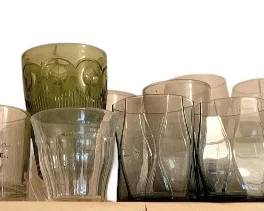 147 - Shelf Lot of Assorted Glass