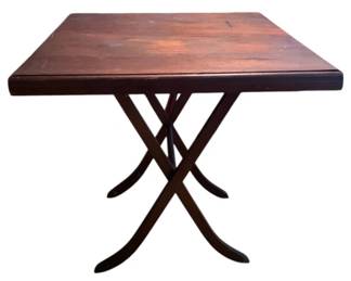 424 - Folding Table - 26.5 x 27