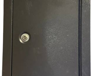 671 - Locking Wall Cabinet 18"x14"x10" (Description): Locking wall cabinet with key lock mechanism. Measures 18 inches by 14 inches by 10 inches.