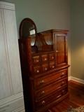 reproduction dresser