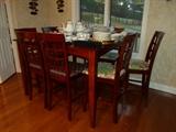 dining table w/8 chairs