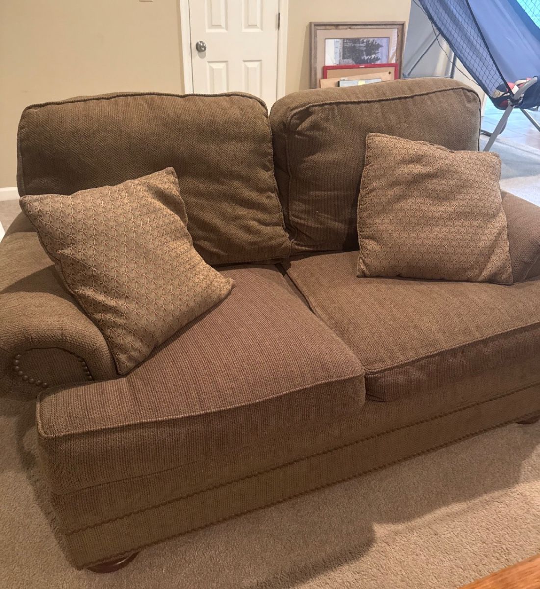 Thomasville loveseat 70”-$200