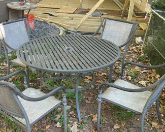 Hampton Bay Set- $250
