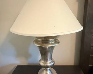 Metal Urn Table Lamp