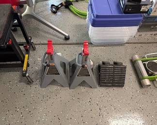 Pro-Lift 3-Ton Jack Stand Pair