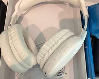 JBL Tune 770NC Wireless Over-Ear Headphones
