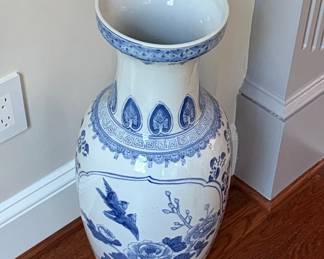 Chinese Blue and White Porcelain Floor Vase