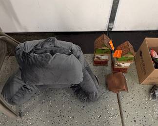 Plush Bed Rest Pillow and Decorative Birdhouses