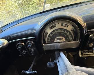 1953 Ford Customline Tudor Sedan
