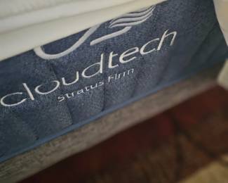 Cloudtech King mattress