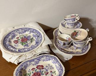 Antique set of dishes. Mayflower England 8 piece set. With serving plate and bowl.