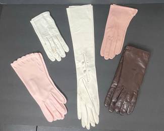 Vintage Ladies Fashion Gloves