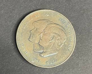 1981 Royal Wedding Commemorative Crown