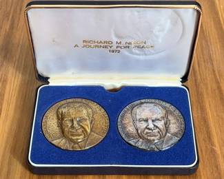 Richard Nixon “A Journey For Peace” 1972 Commemorative Medal Set In Display Box