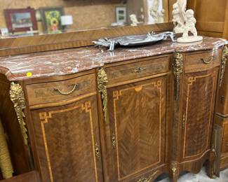Napoleon III buffet