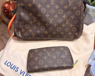 Louis Vuitton Monogram Handbag – Classic Louis Vuitton-branded monogram handbag with coordinating accessories. Louis Vuitton Monogram Wallet – Matching Louis Vuitton-branded wallet with traditional monogram pattern.