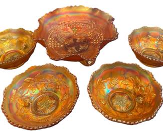 Fenton MarigoldGlass Bowl Set