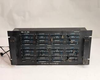 Lot 454: SAE 2800 Parametric Equalizer