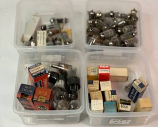 Lot 570: Lot of Assorted Western Electric Raytheon 12AU7 Military 6829 6P5GT Vacuum Tubes
