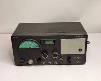 Lot 187: Vintage Hallicrafters S-40 Ham Radio Receiver