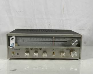 Lot 134: Harman Kardon HK450 AM/FM Stereo Receiver