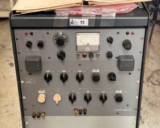 Lot 77: ESI Electro Scientific Industries 861A AC Generator Detector 0-200V & 707B Capacitance Bridge w/ Manual