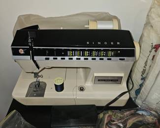Singer Sewing Machine