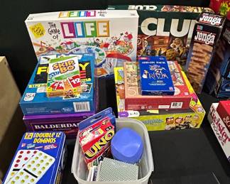 Estate Collection of Vintage Board Games, Novelty Decor, and Sports Collectibles second image