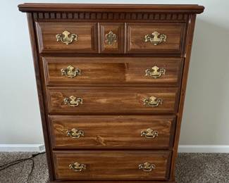 Traditional FiveDrawer Chest