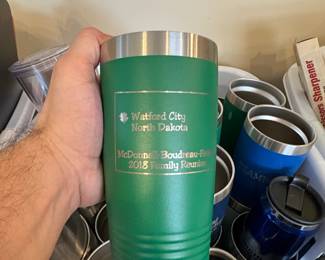 Collection of Insulated Tumblers and Kitchenware sixth image