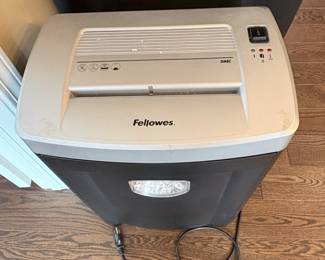 Fellowes Powershred DMC Paper Shredder second image