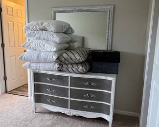 French Provincial Style Bedroom Suite second image