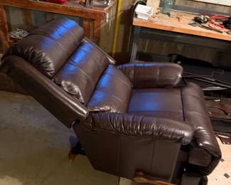 Recliners 