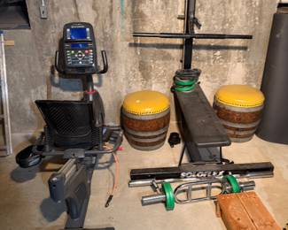 Exercise equipment 
