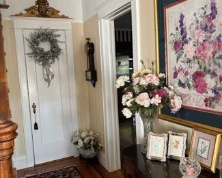 GARDEN CITY TAG SALE HOSTED BY INVITED SALES BY TRACY JORDAN, photo 3 of 40
