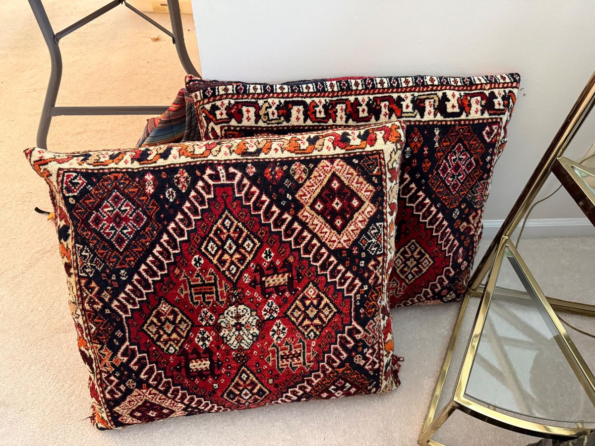 Pair of vintage pillows