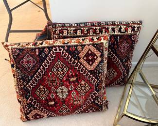Pair of vintage pillows